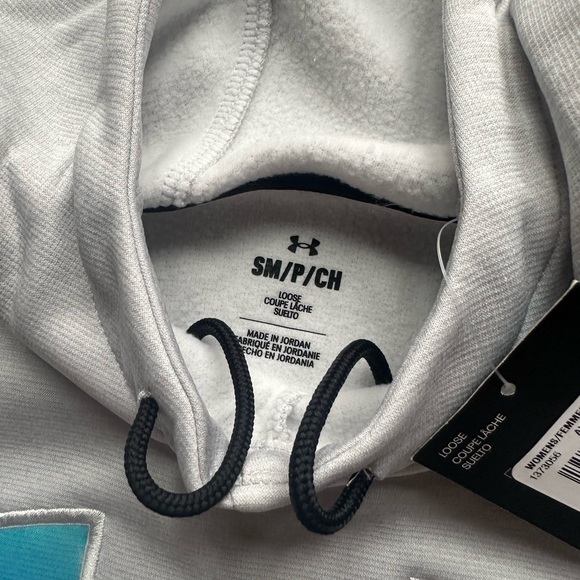 Under Armour Sweatshirt NWT - Picture 3 of 3